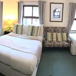 O'connors ベッド・アンド・ブレックファスト 3*