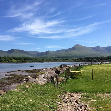 O'connors 3* Faha (Cloghane)